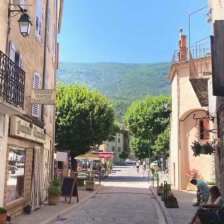 Agreable T2 Calme Centre-ville D'annot