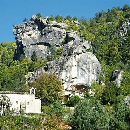 T2 Calme Centre-ville D'annot Appartement