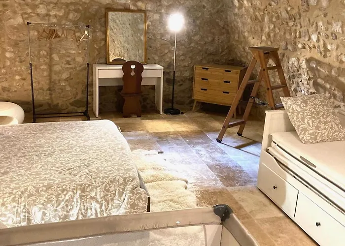 Agreable T2 Calme Centre-ville D'annot